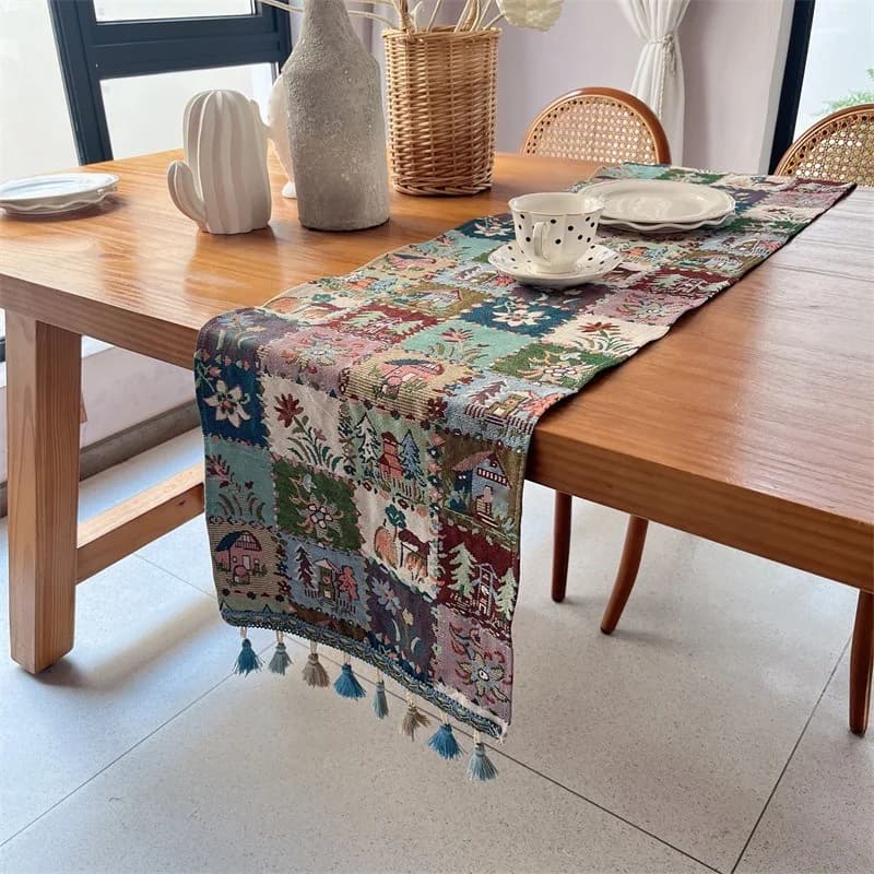 Khăn trải bàn vải pha cotton họa tiết bướm và hoa